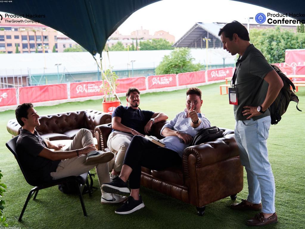 អ្នកថ្មី៖ ការណែនាំសម្រាប់ការផ្សព្វផ្សាយឌីជីថល